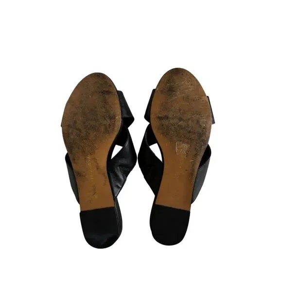 Saks Fifth Avenue Women's Flat Crisscross Leather Sandals Size 9 - Picture 5 of 5